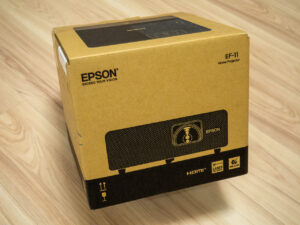 EPSON EF-11の箱